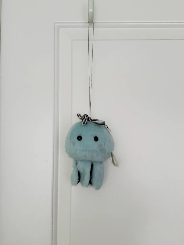 🆓️ Stuffed Jellyfish Toy photo 1