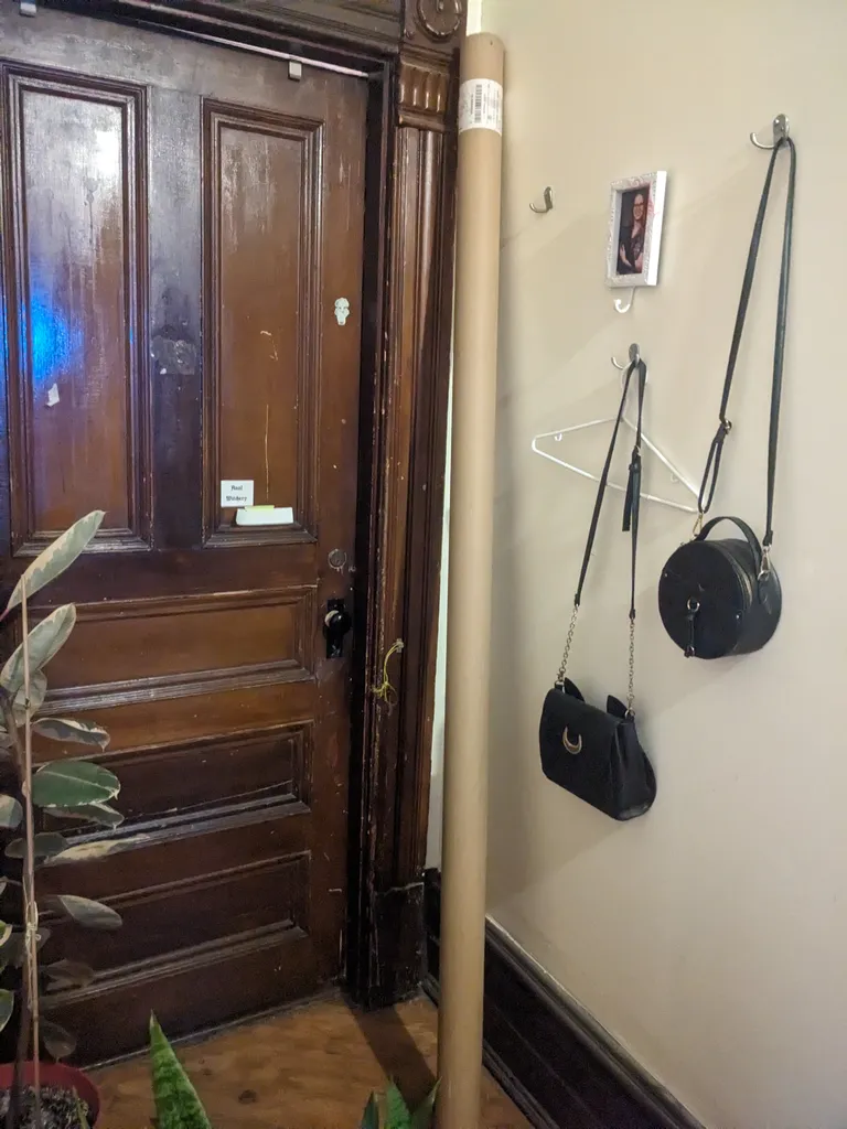 Long cardboard tube photo 1