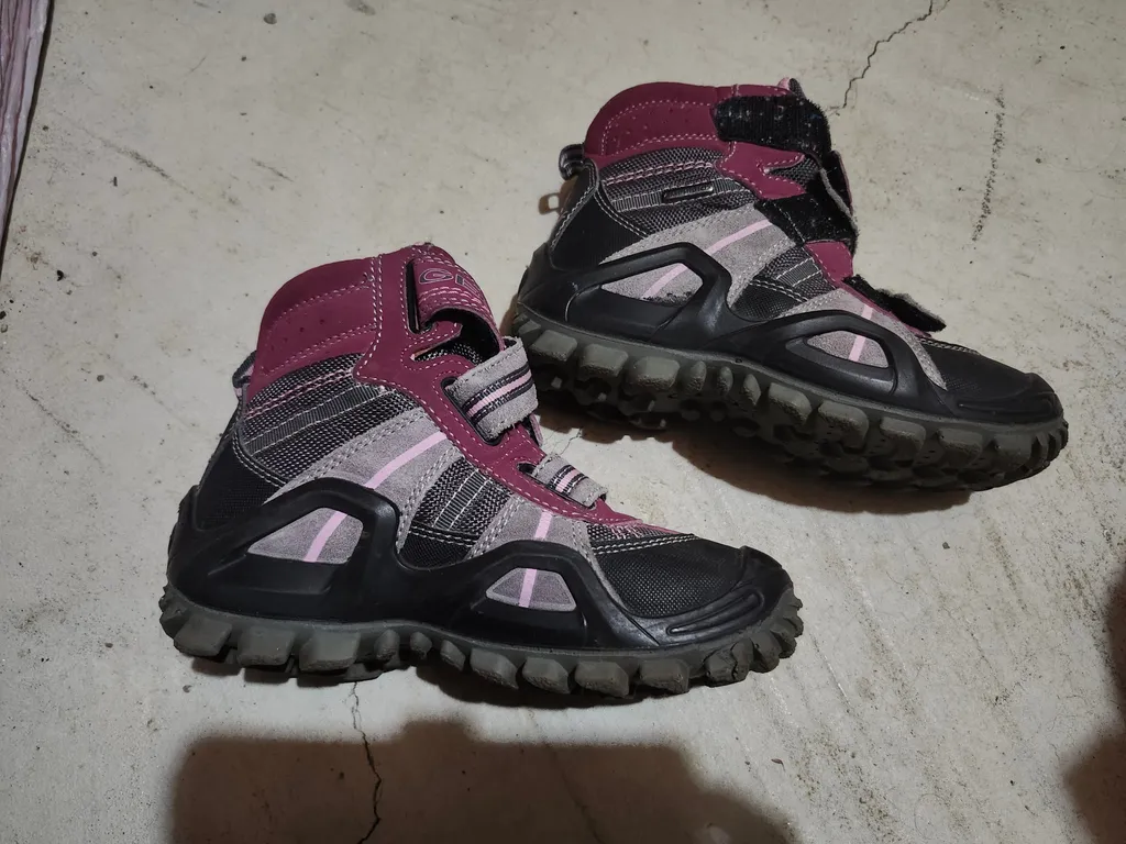 Geox boots - size 29 photo 1