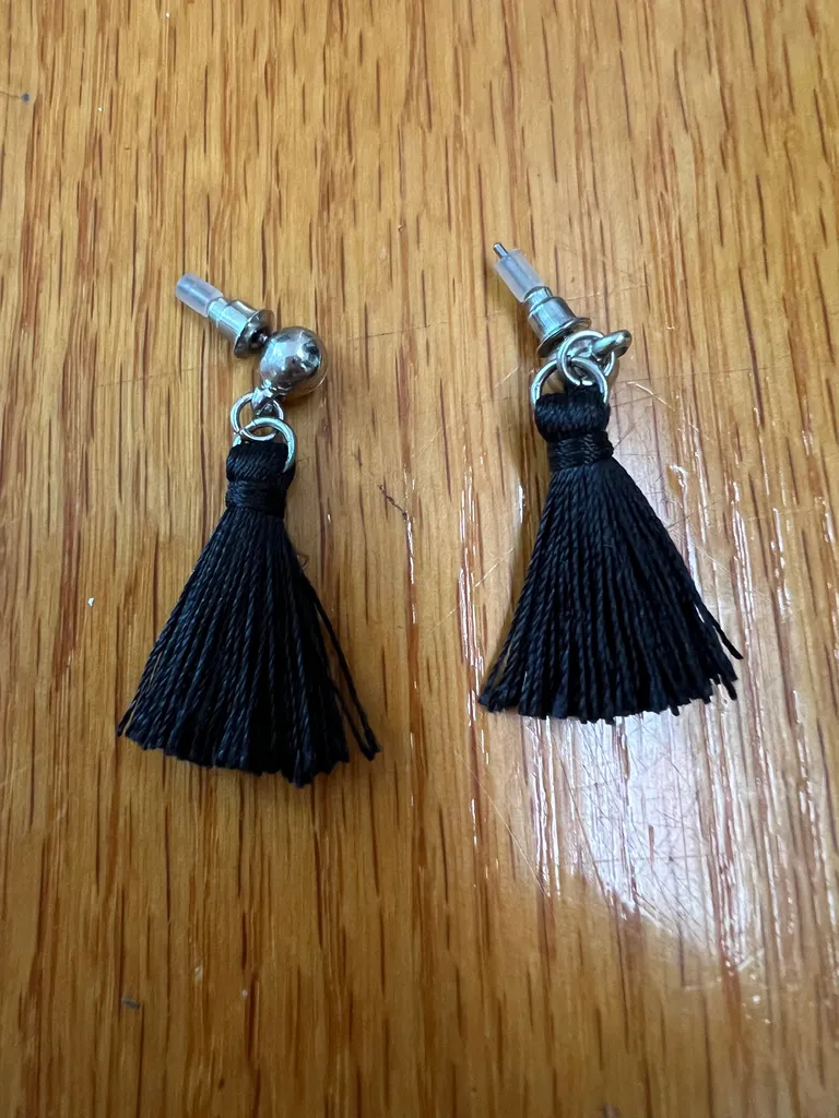 Black Fringe Earrings, New photo 1