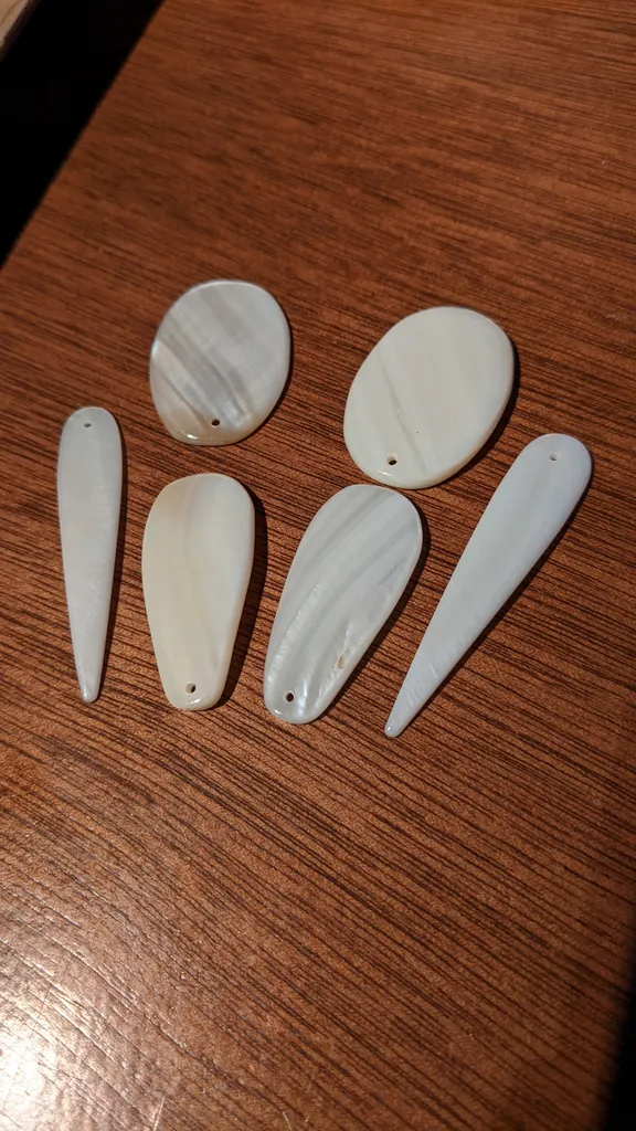 Bag of Shell beads photo 1