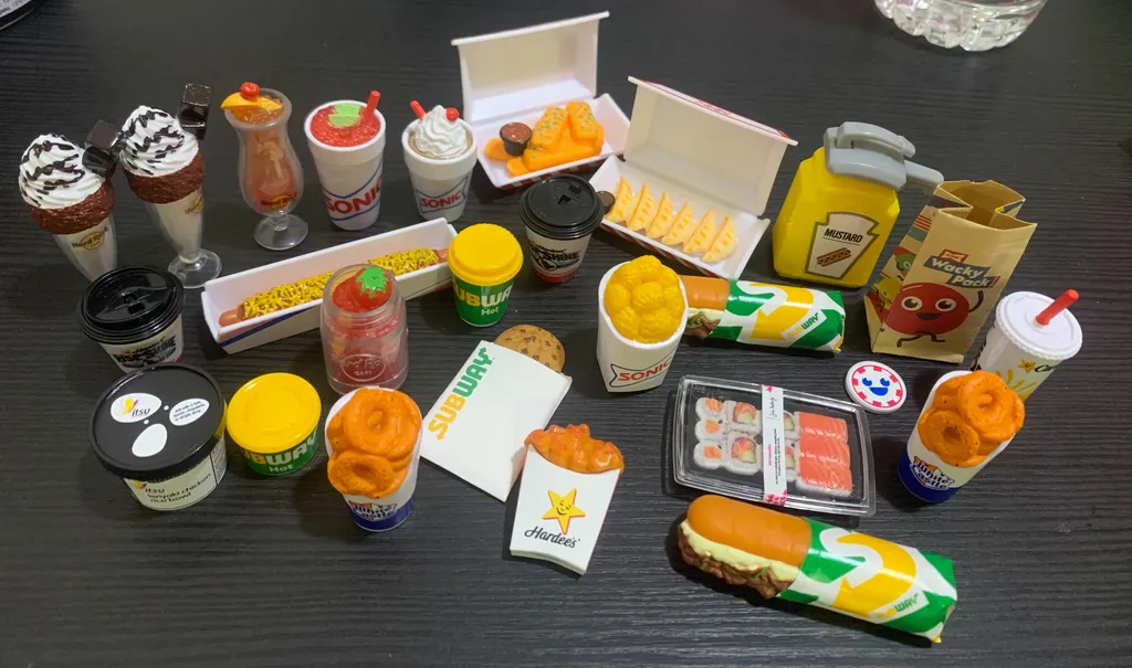 Foodie mini brands  photo 1