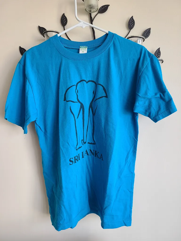 Elephant T-shirt photo 1