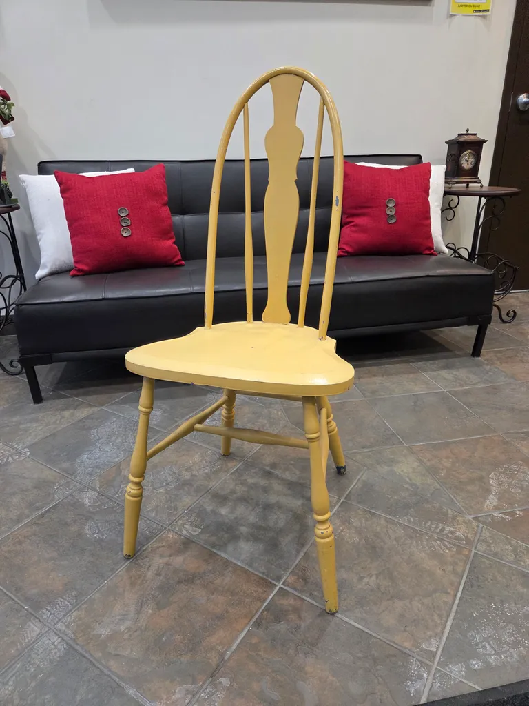 Single vintage chair  photo 1