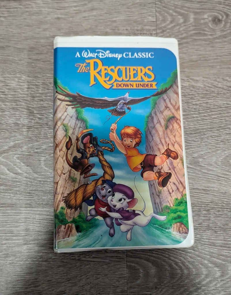 The Rescuers Down Under VHS Movie photo 1