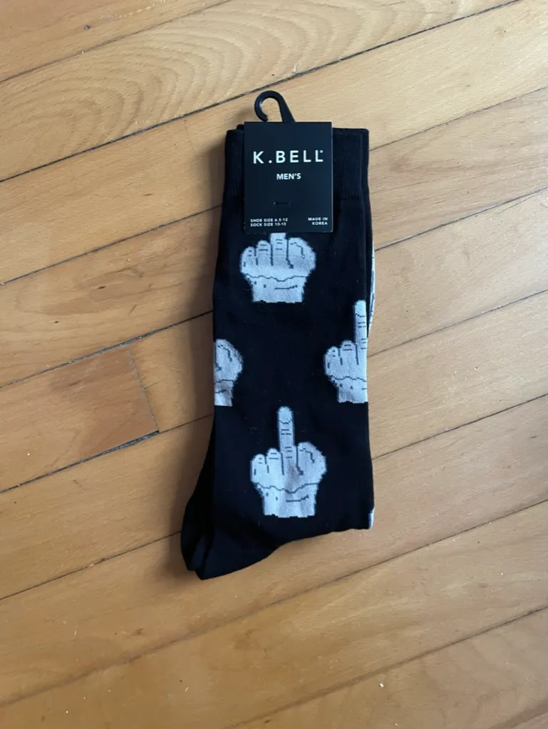 🖕 socks photo 1