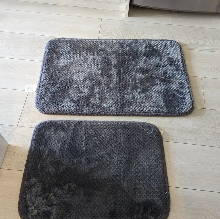 2 Foam Bath Mats photo 1