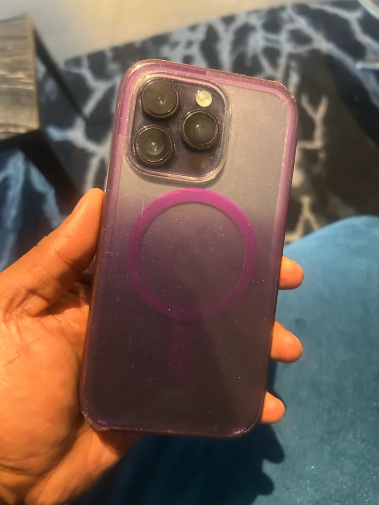 Trading an iphone 14 pro 128gb photo 1