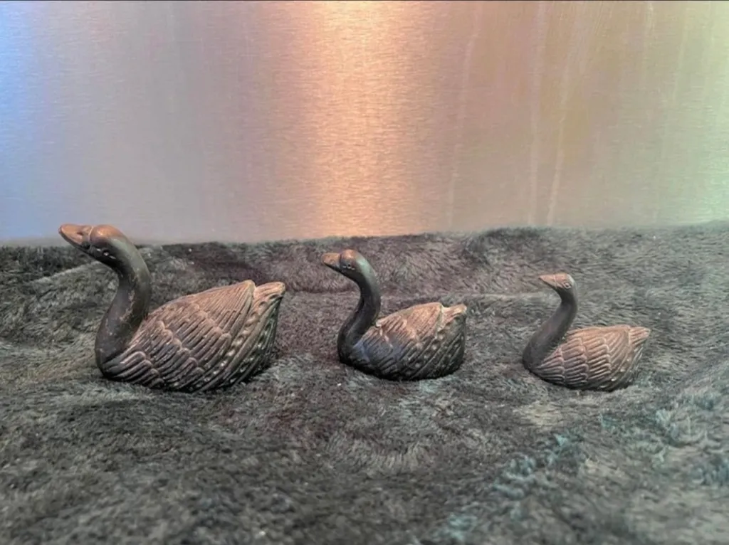 Italian Vintage Metal Swan, Bird Ornament, Vintage Decor photo 1