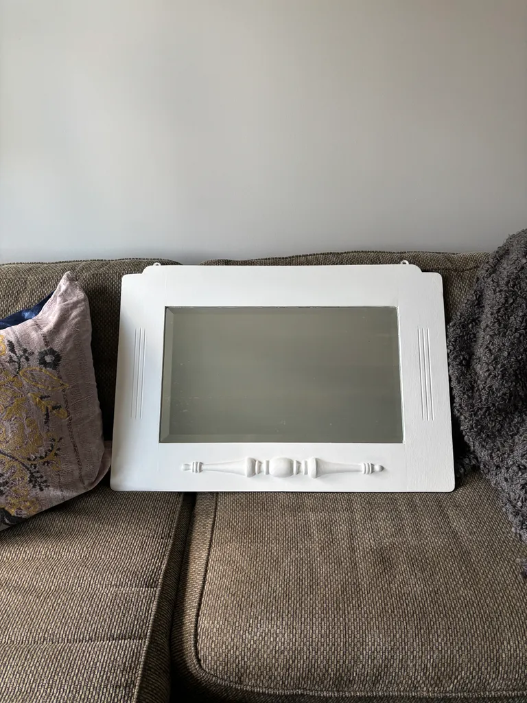 Wooden mirror photo 1