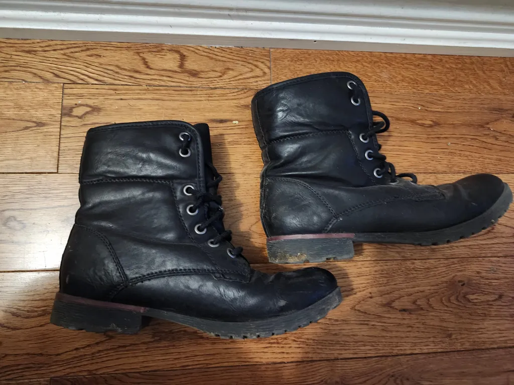 Rock & Candy girl boots, size 3 photo 1