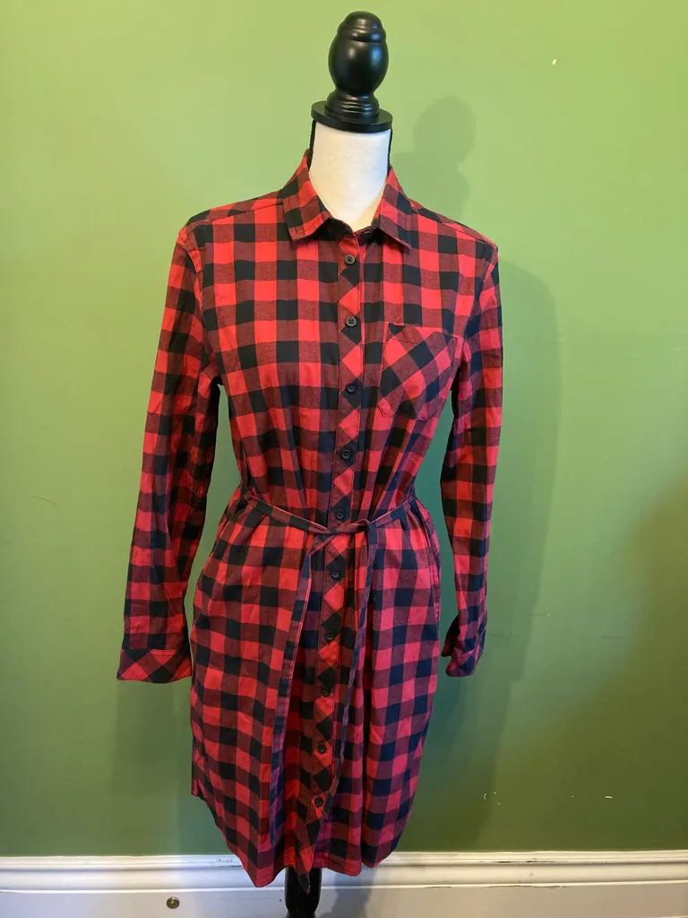 BC CLOTHING PLAID DRESS SIZE MEDIUM  photo 1