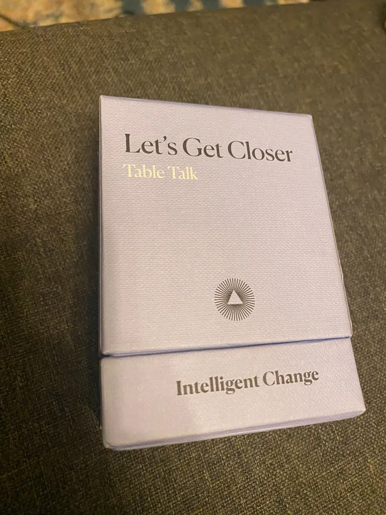 Table talk card game  photo 1