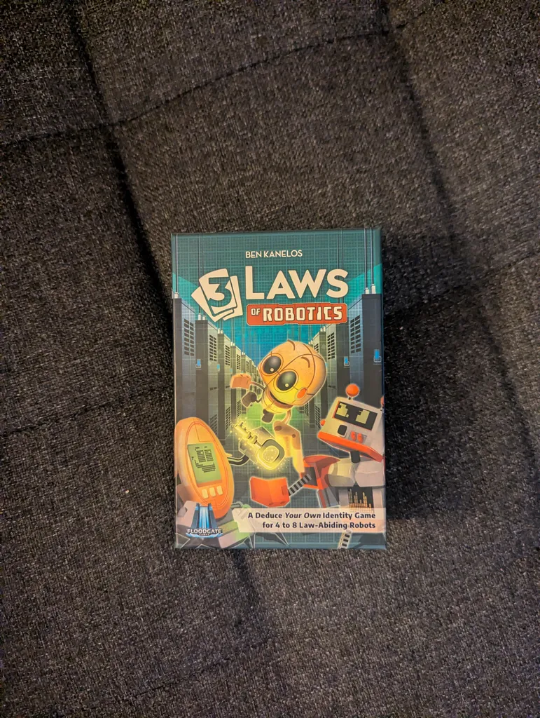 3 laws card game  photo 1