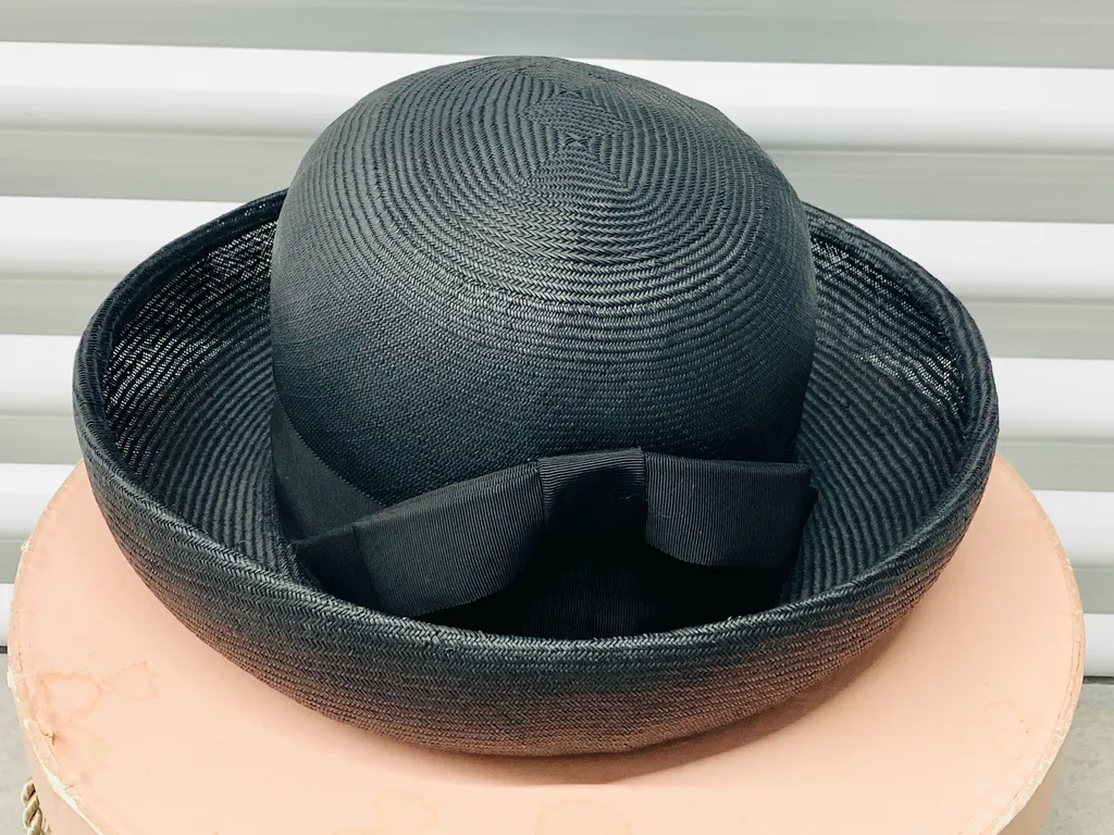 Vintage 1940s ladies hat - Size 6-3/4 or 6-7/8 photo 1