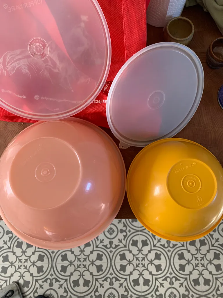 Vintage Lidded Nesting Tupperware photo 1