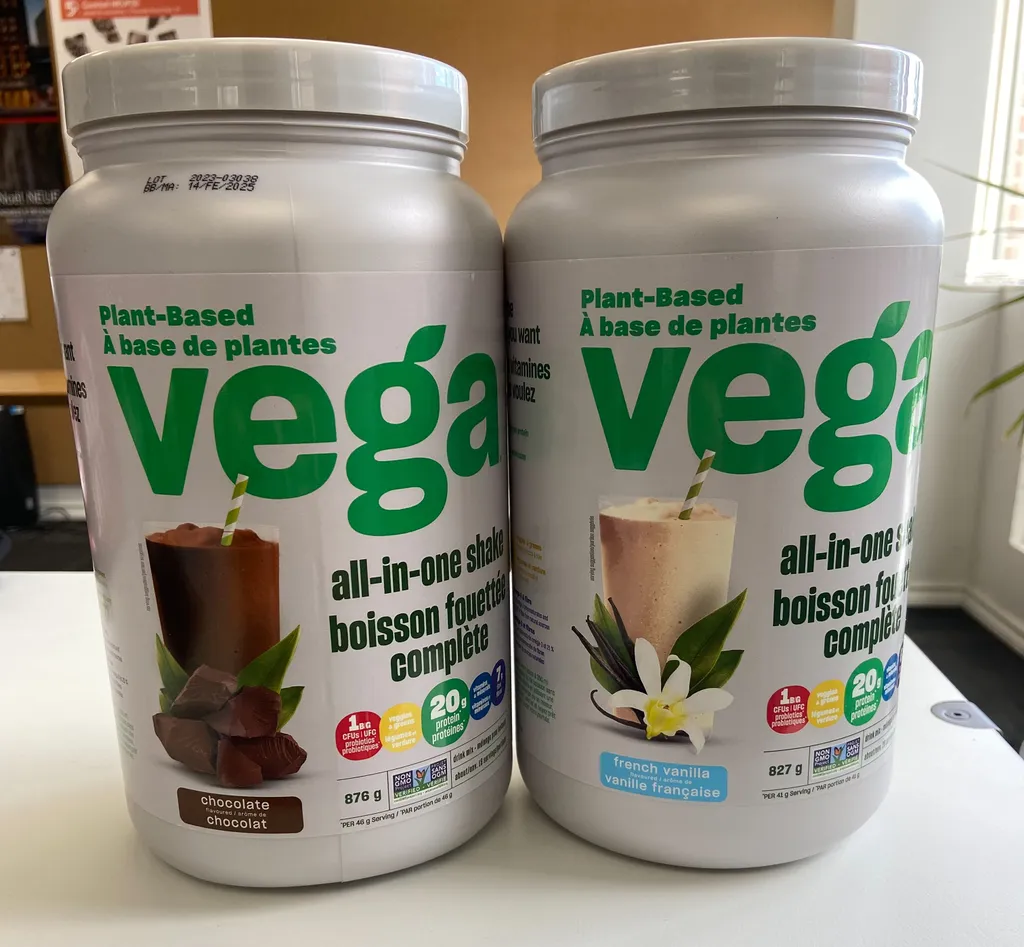 Vega Complete Meal Replacement Shakes photo 1