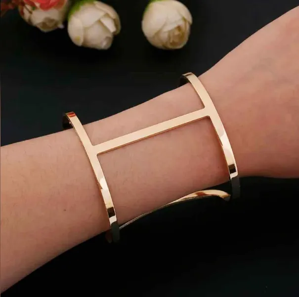 Gold Bracelet / Cuff photo 1