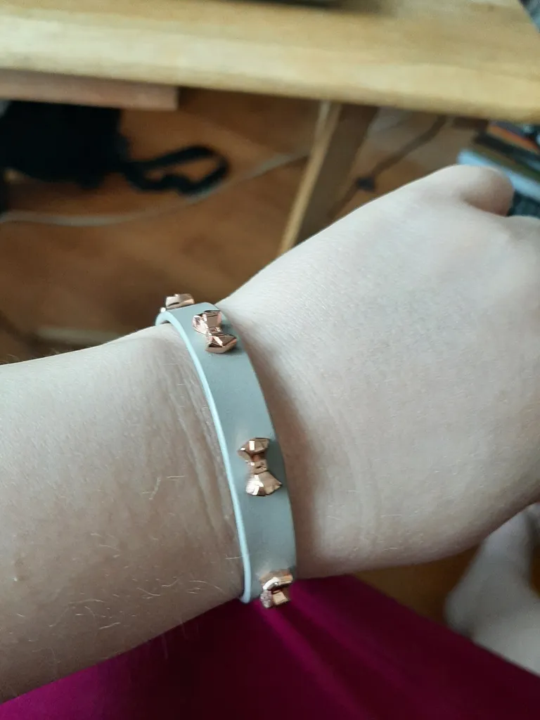 Bow bracelet  photo 1