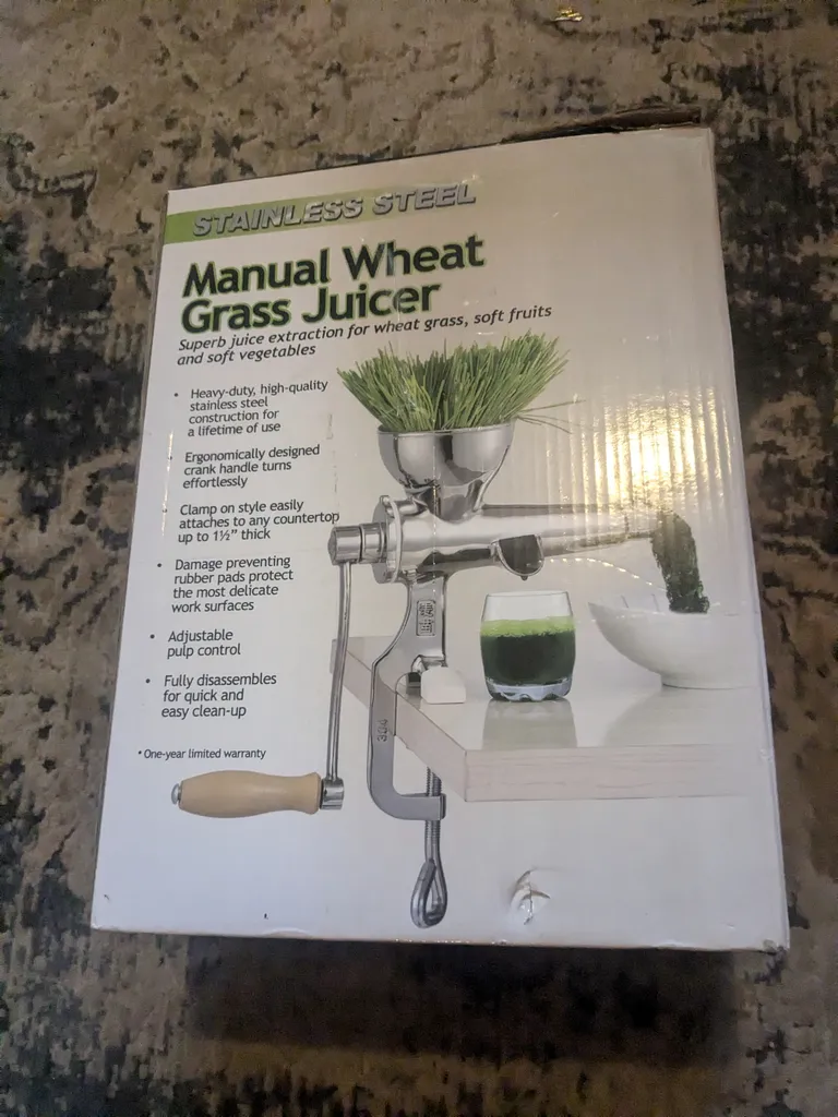 Fruit and veg juicer  photo 1