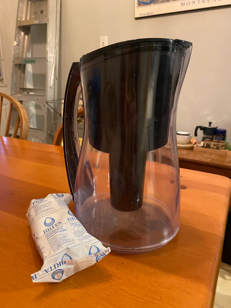 Brita jug with filter photo 1