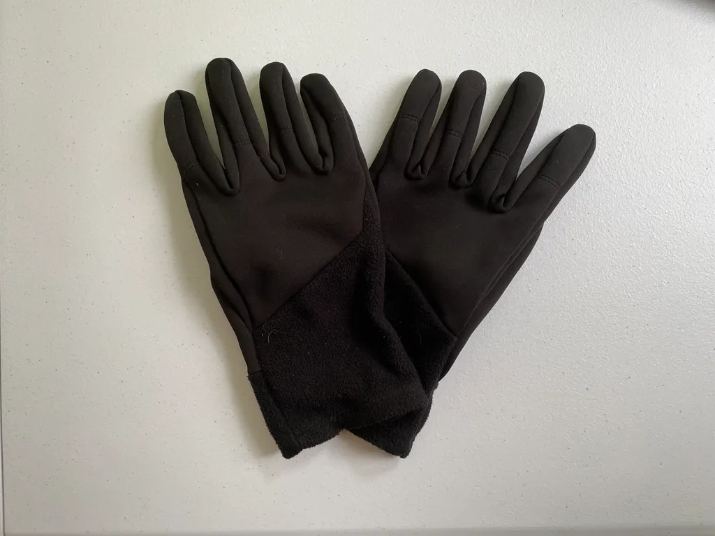 Eddie Bauer Gloves photo 1