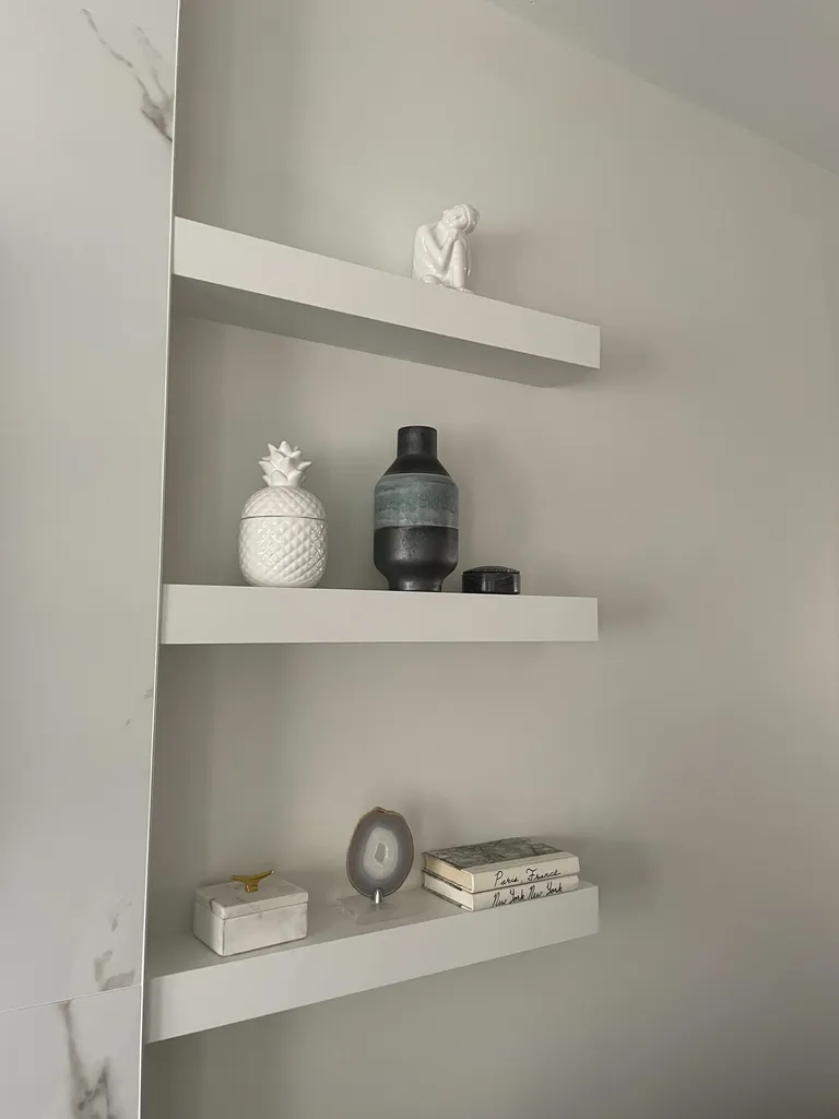 Home decor items photo 1