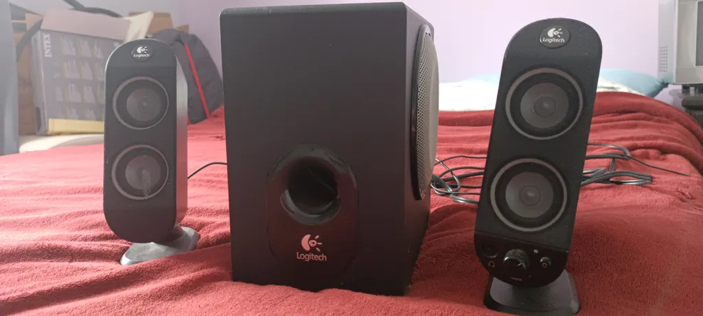 Logitech sound system photo 1