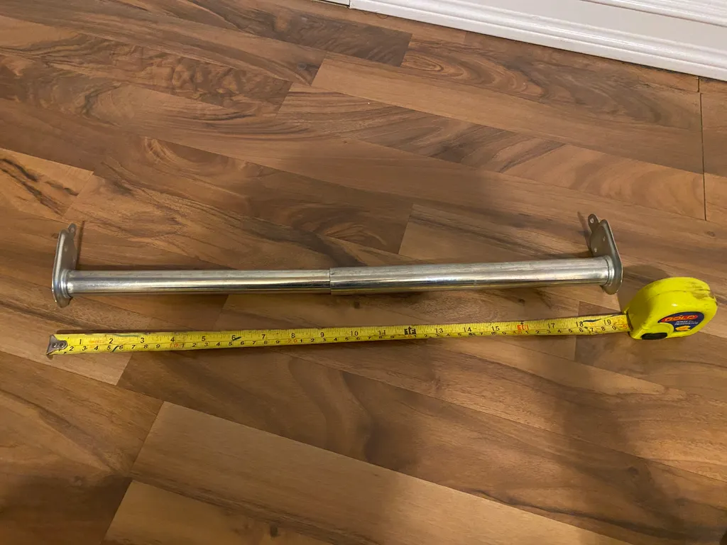 Adjustable Coat Rack for Closets photo 1