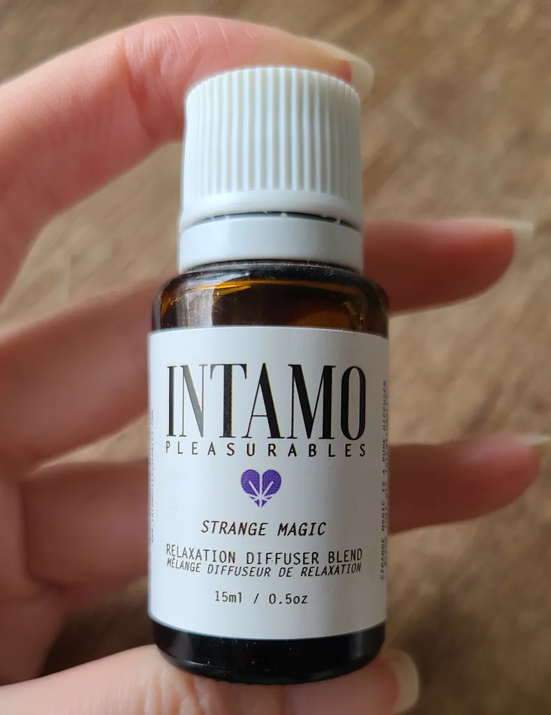 Essential oil blend for diffuser photo 1