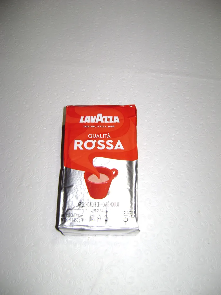 Lavazza Espresso Coffee 250 grams photo 1