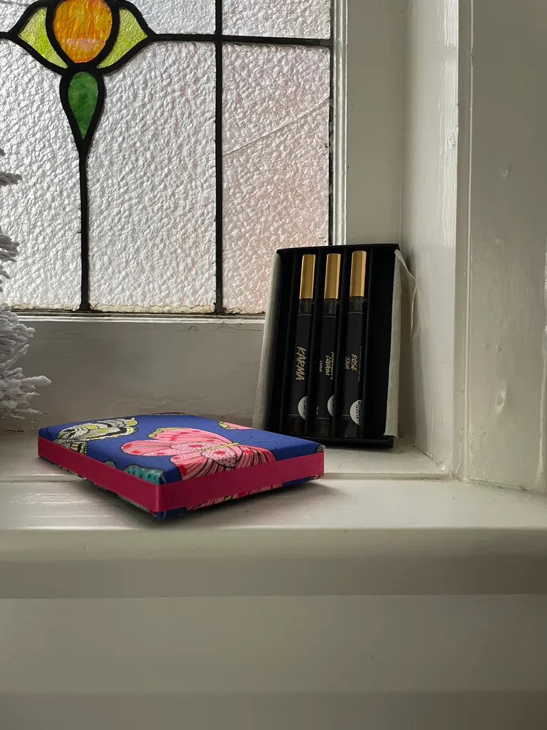 Lush perfumes  photo 1