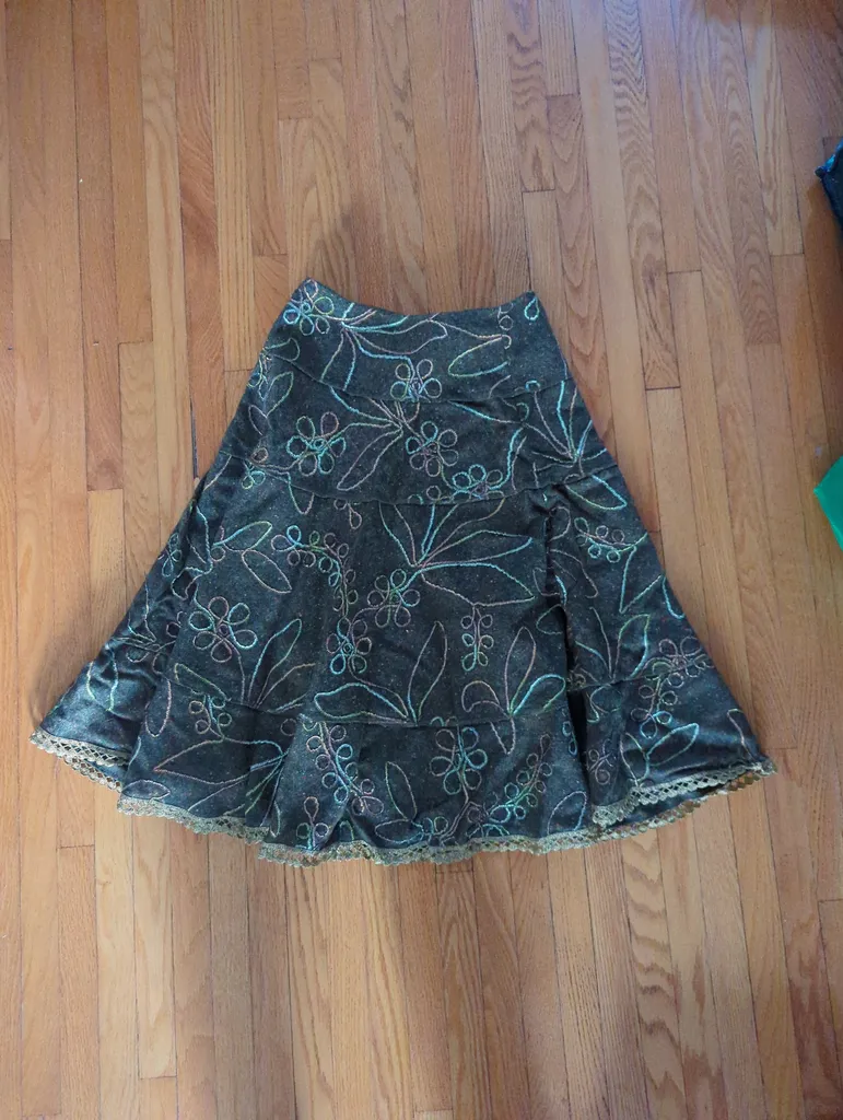 Vintage floral skirt photo 1