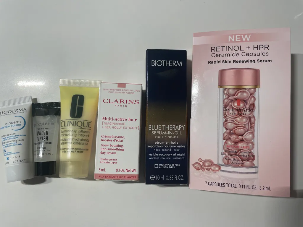 Travel Kit samples photo 1