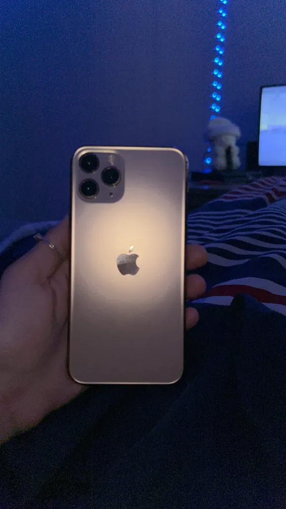 iPhone 11 pro photo 1