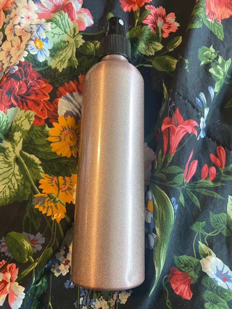 Metal pink spray bottle new photo 1