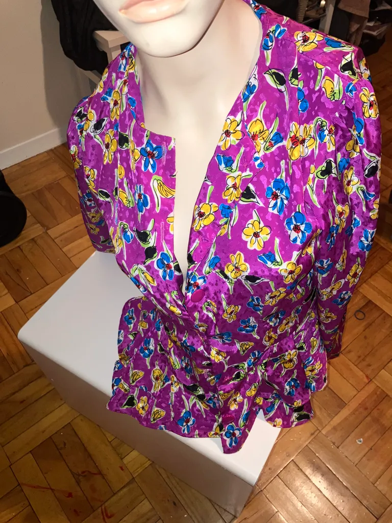 Nice clothing  photo 1