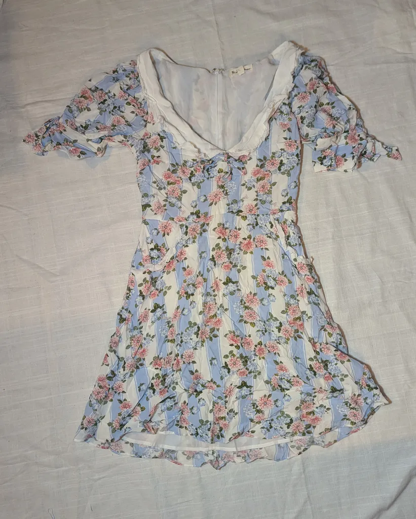 For love and lemons floral dress  photo 1