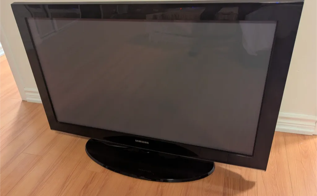 Samsung Plasma TV (40 inch) photo 1