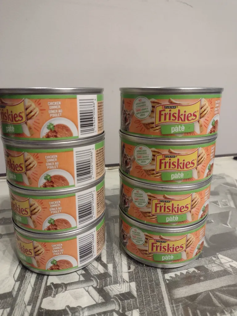 Friskies (cat) - chicken dinner photo 1