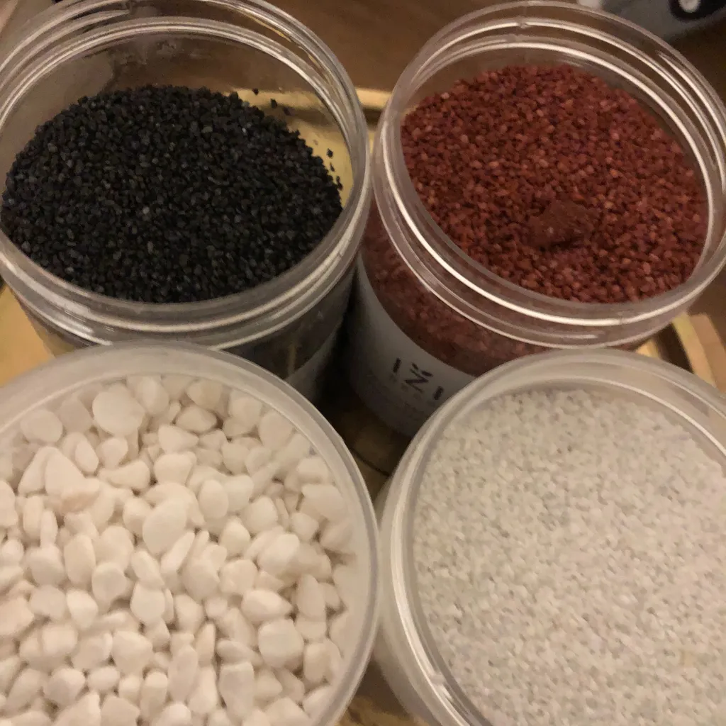 Decorative sand  photo 1