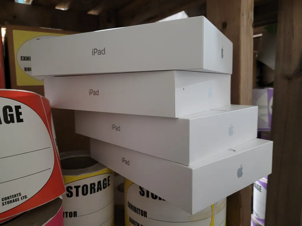 EMPTY IPAD BOXES photo 1