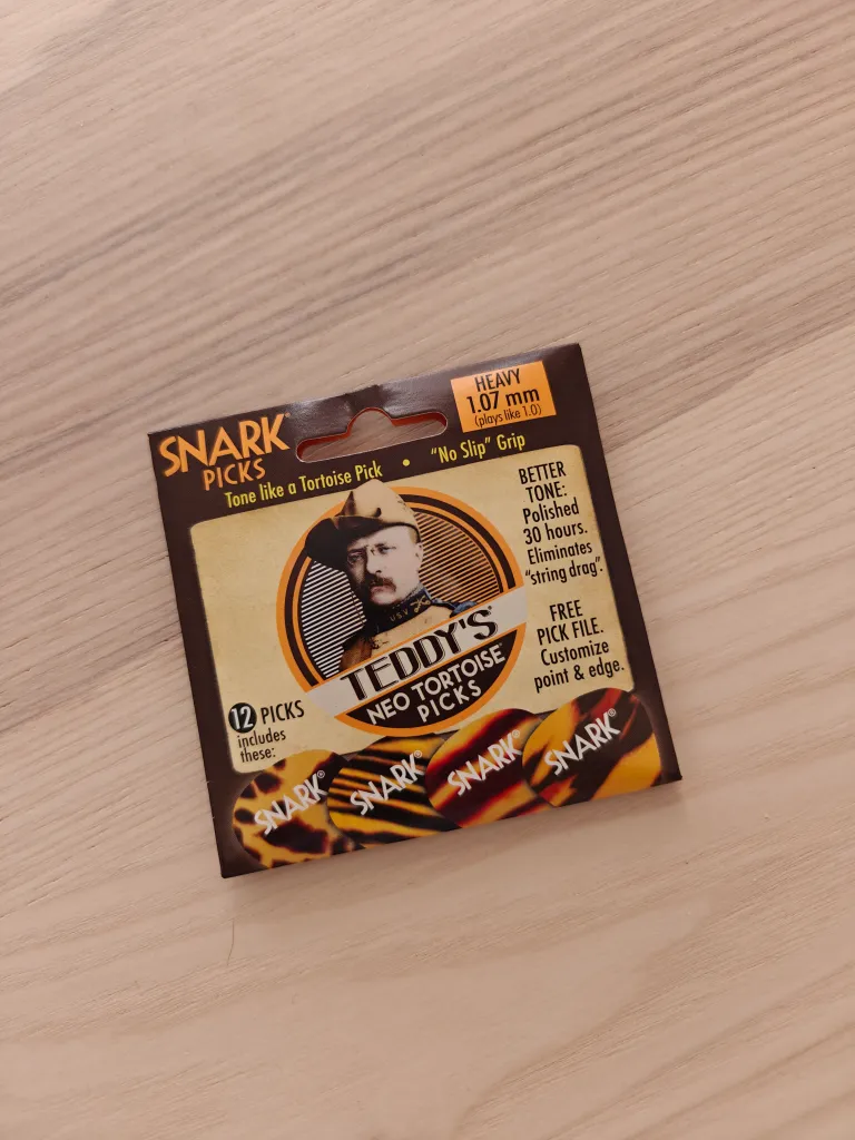 🎀 FREE Guitar picks  photo 1