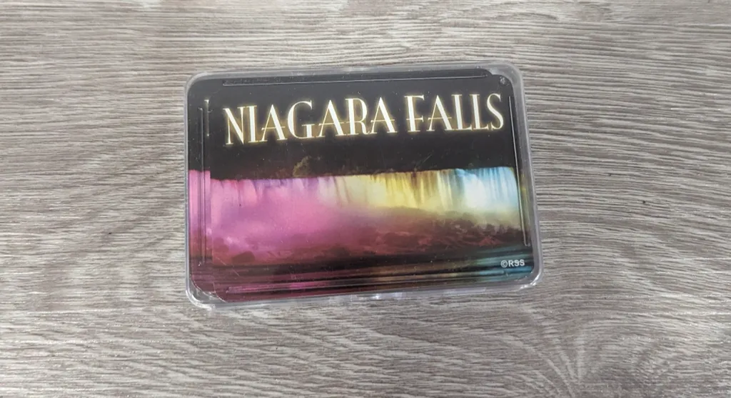 Brand New Niagara Falls Playing Cards photo 1