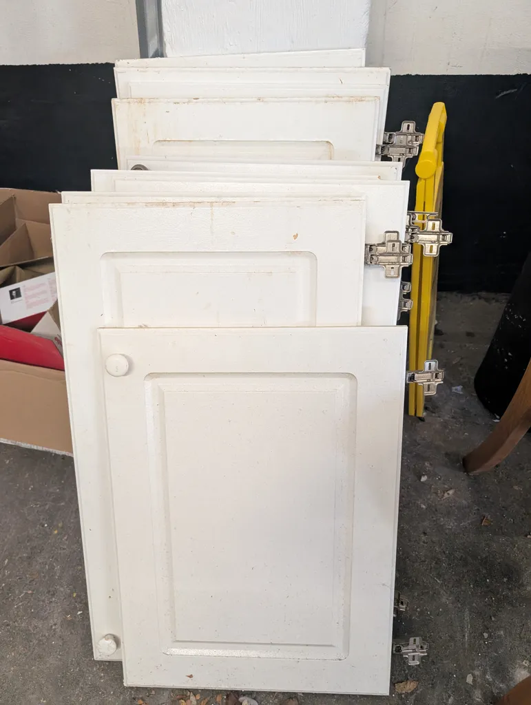 Cabinet doors  photo 1