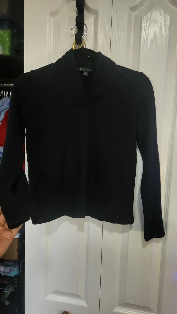 Warm Sweater photo 1