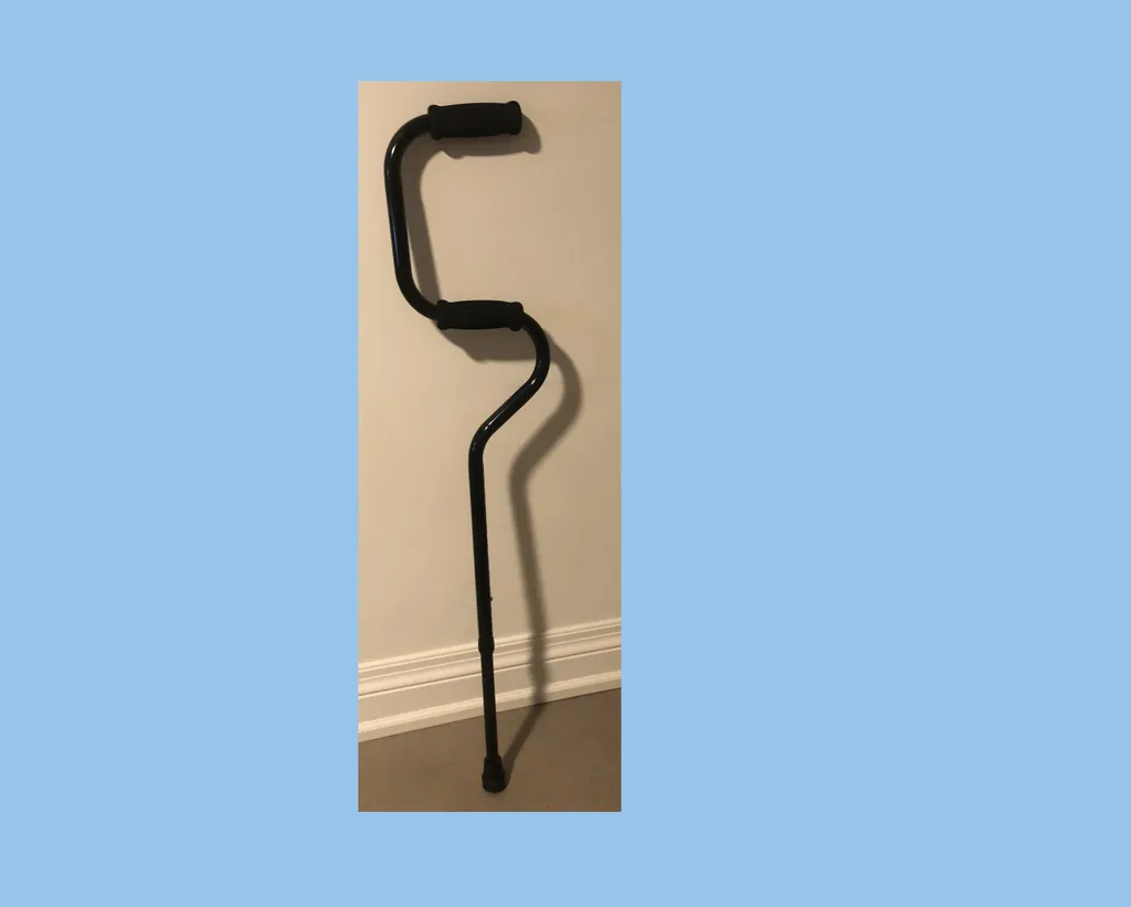 Adjustable walking cane photo 1