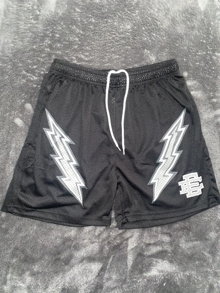 Eric Emmanuel shorts. EE SIZE M photo 1