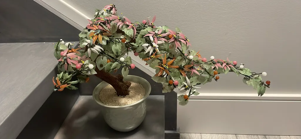 Vintage Chinese glass plant photo 1