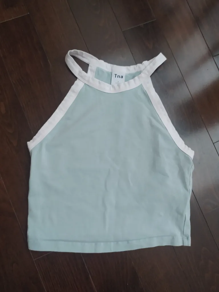 TNA aritzia top photo 1